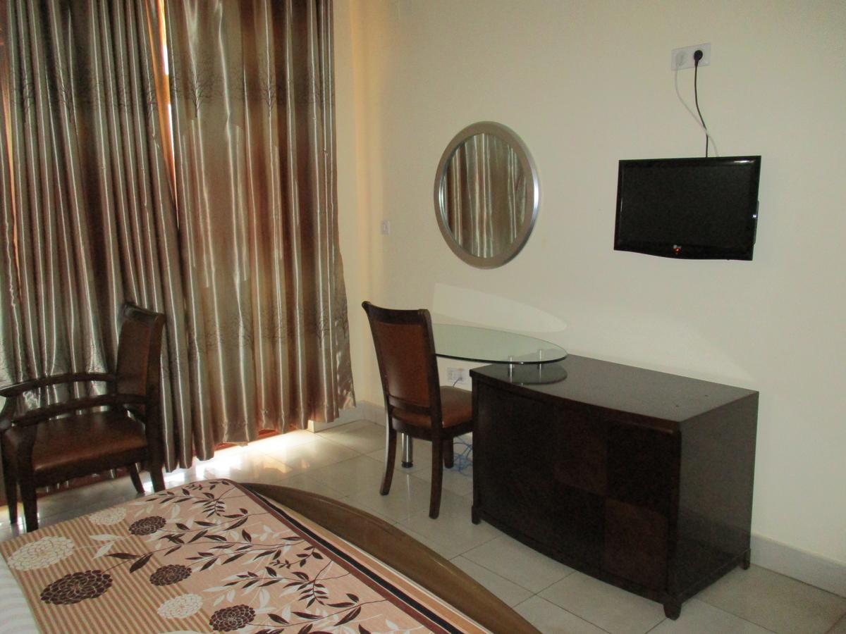 Amaris Hotel Kigali Esterno foto
