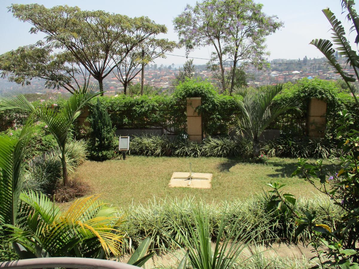 Amaris Hotel Kigali Esterno foto