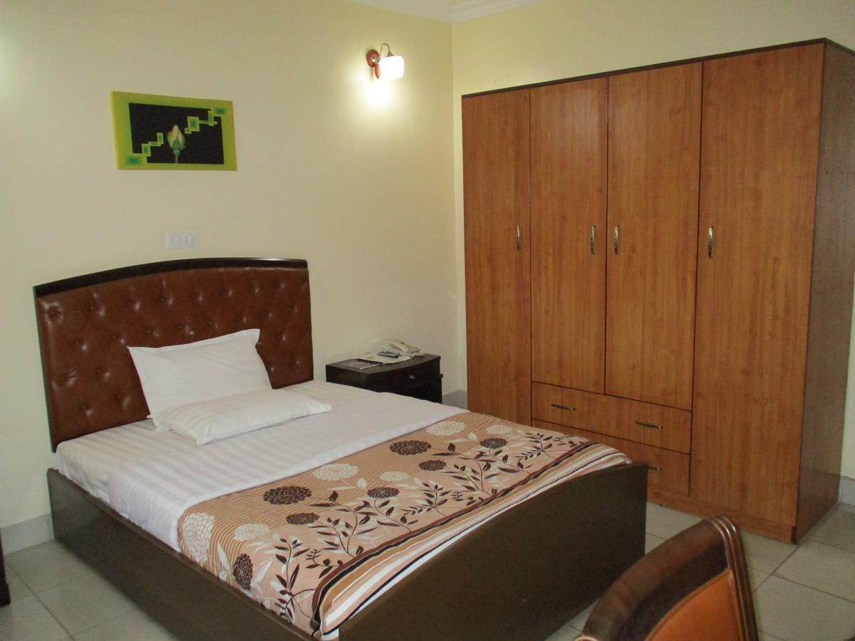 Amaris Hotel Kigali Esterno foto