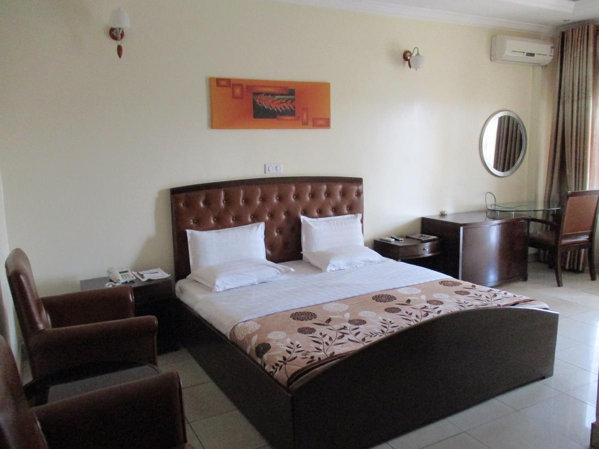Amaris Hotel Kigali Esterno foto